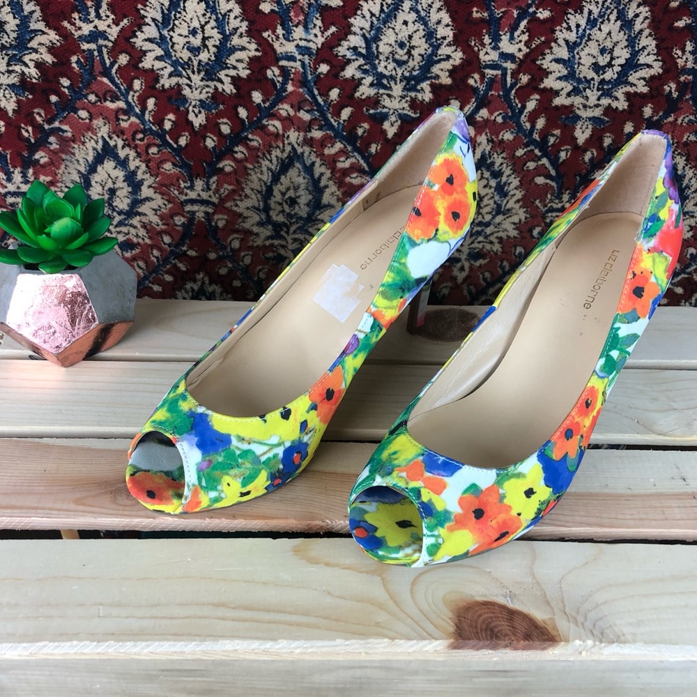 Liz Clairborne Bright Floral Heels Size 8 NWT
